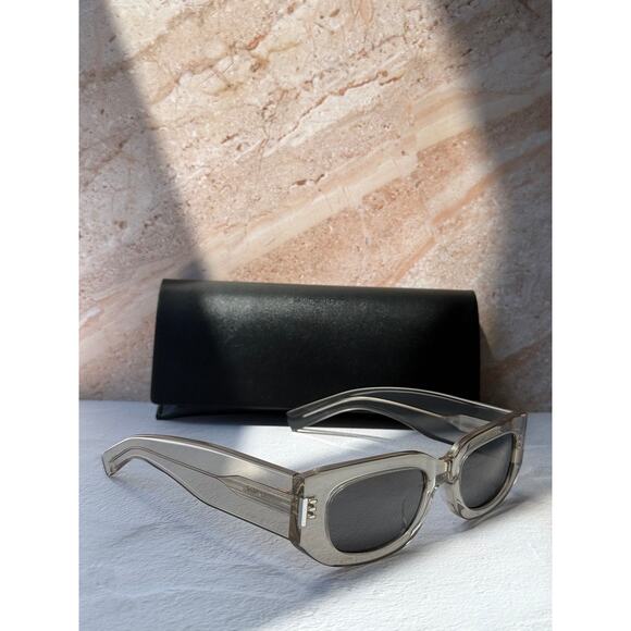 NEW Saint Laurent SL697 Unisex Sunglasses in Transparent main image 7